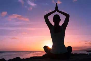 http://moskovskaya-medicina.ru/sovety/yoga-integraciya-tela-i-duha.html