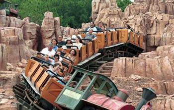 Американские горки Big Thunder Mountain Американские горки Big Thunder Mountain